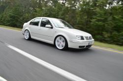 VOLKSWAGEN BORA white