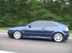 VOLKSWAGEN CORRADO green