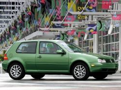 VOLKSWAGEN GOLF green