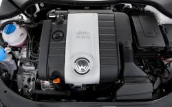 VOLKSWAGEN PASSAT engine