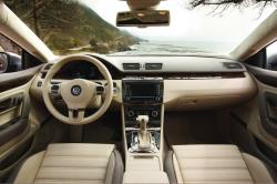 VOLKSWAGEN PASSAT interior