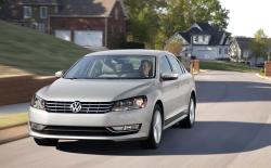 VOLKSWAGEN PASSAT silver