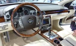 VOLKSWAGEN PHAETON interior