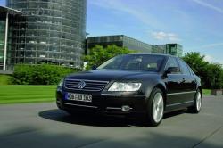 VOLKSWAGEN PHAETON silver