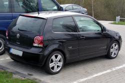 VOLKSWAGEN POLO black