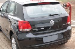 VOLKSWAGEN POLO black