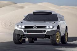 VOLKSWAGEN RACE TOUAREG silver