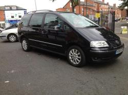 VOLKSWAGEN SHARAN black