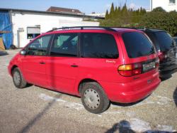 VOLKSWAGEN SHARAN red