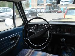 VOLVO 140 blue