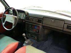 VOLVO 240 interior