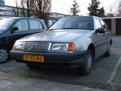 VOLVO 440 black