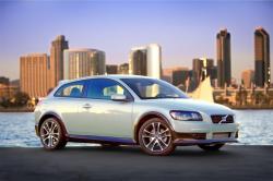 VOLVO C30 brown