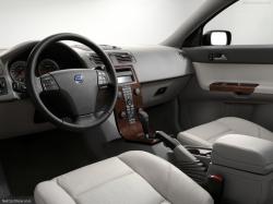 VOLVO S 40 interior