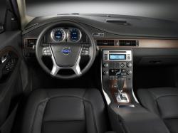 VOLVO S-80 interior