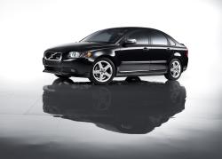 VOLVO S40 black