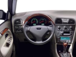 VOLVO S40 interior