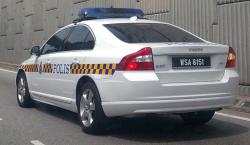 VOLVO S80 white