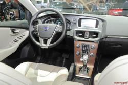 VOLVO V 40 interior