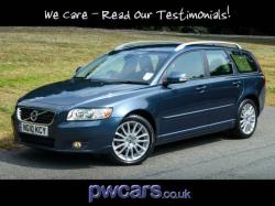 VOLVO V 50 blue