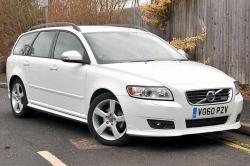 VOLVO V50 white