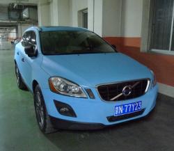 VOLVO XC 60 blue