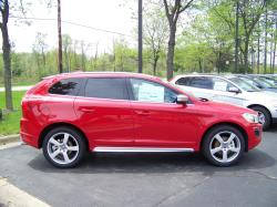 VOLVO XC 60 red