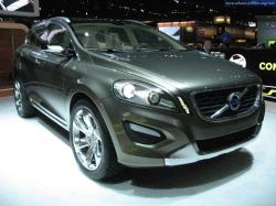 VOLVO XC60 brown