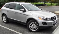 VOLVO XC60 silver