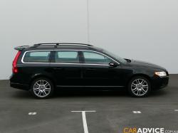 VOLVO XC70 black