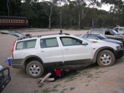 VOLVO XC70 blue