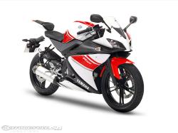 YAMAHA 125 YZF-R white