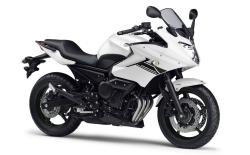 YAMAHA 600 DIVERSION white