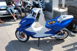 YAMAHA AEROX blue