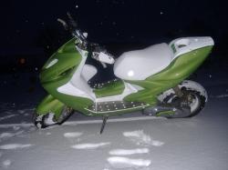 YAMAHA AEROX green