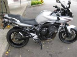 YAMAHA FZ6 silver