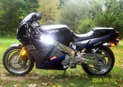 YAMAHA FZR 1000 blue