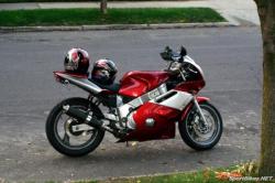 yamaha fzr 600