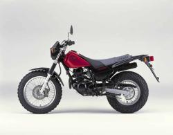 YAMAHA TW 125 red