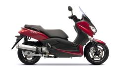 YAMAHA X-CITY red