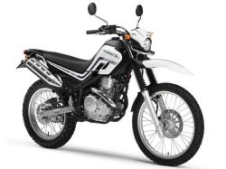 YAMAHA XR 250 black