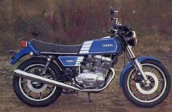 YAMAHA XS 400 blue