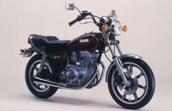 YAMAHA XS 400 white