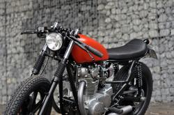 YAMAHA XS 650 CUSTOM silver