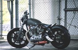 YAMAHA XS 650 black