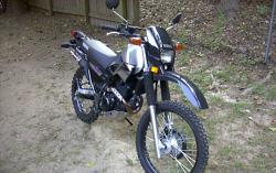 YAMAHA XT 225 black