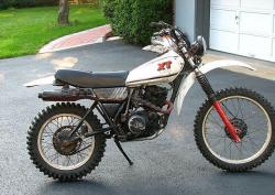 YAMAHA XT 250 white