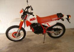 YAMAHA XT 350 brown