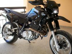 YAMAHA XT 600 black