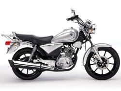 YAMAHA YBR 125 silver